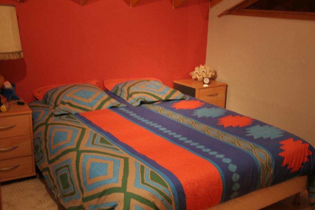 Chambre D'Hotes "Les Crets" Mercury Exterior photo